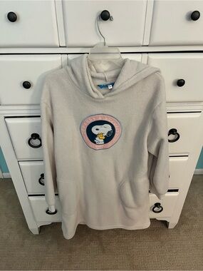 Peanuts Cozy Hoodie Pullover in Light Gray with Pink & Blue Patch